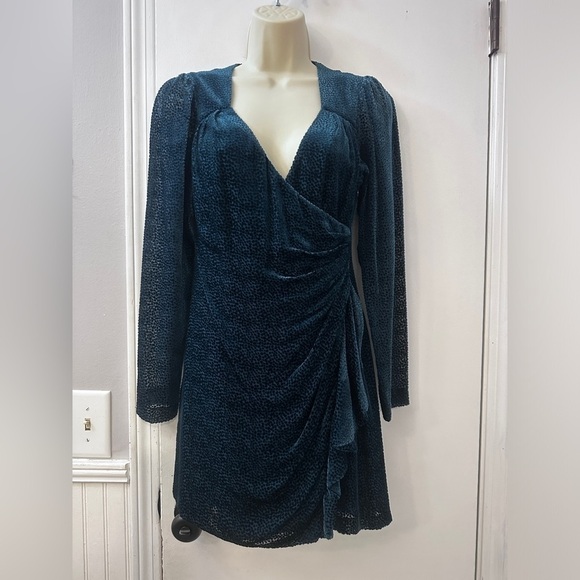 Intermix Women’s Silk Blend Teal Long Sleeve Wrap Dress, Size 0 - Picture 7 of 16
